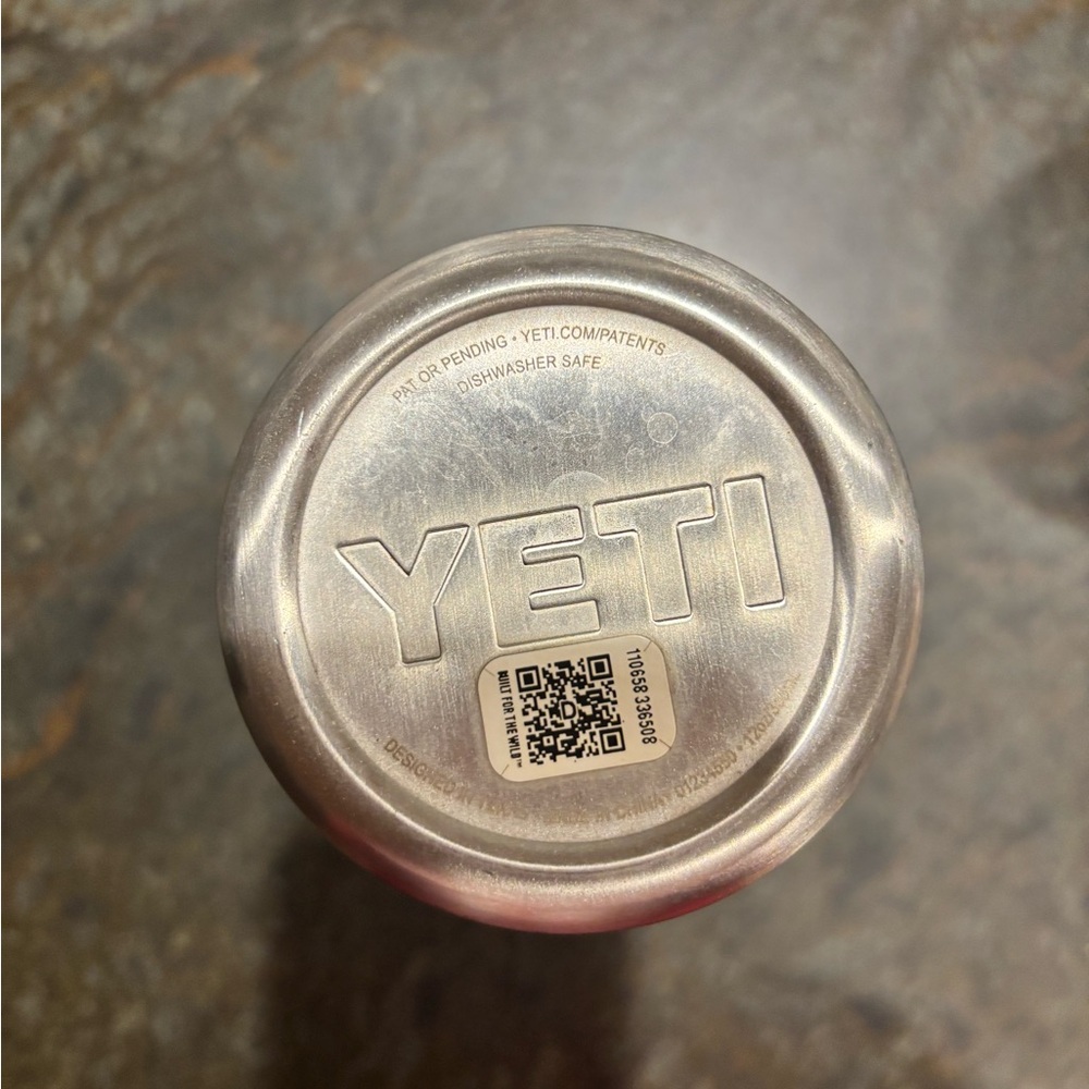 YETI Rambler 12 oz Navy BPA Free Bottle with Hotshot Cap - Picture 4 of 8